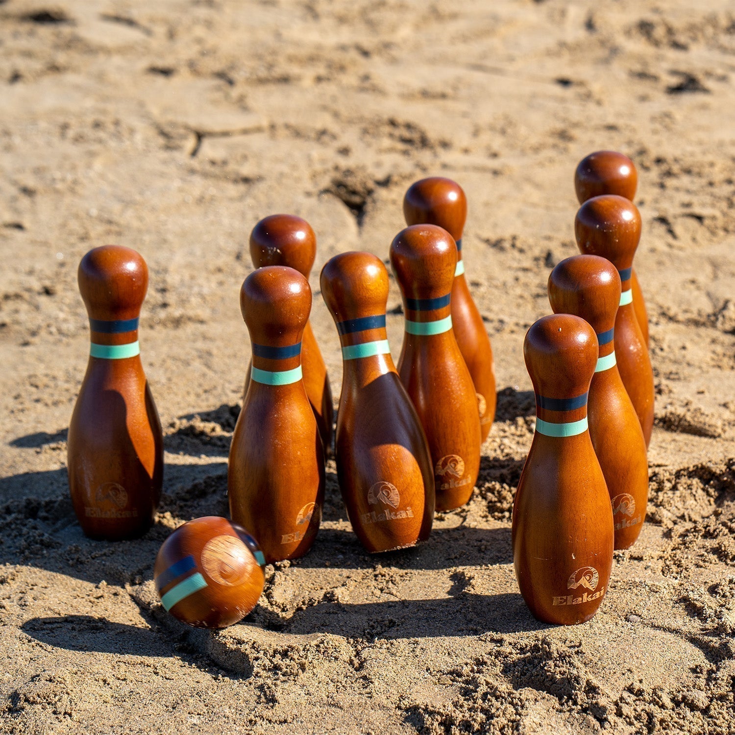 The History of Lawn Bowling: A Classic Game That Never Goes Out of Style - Elakai Outdoor