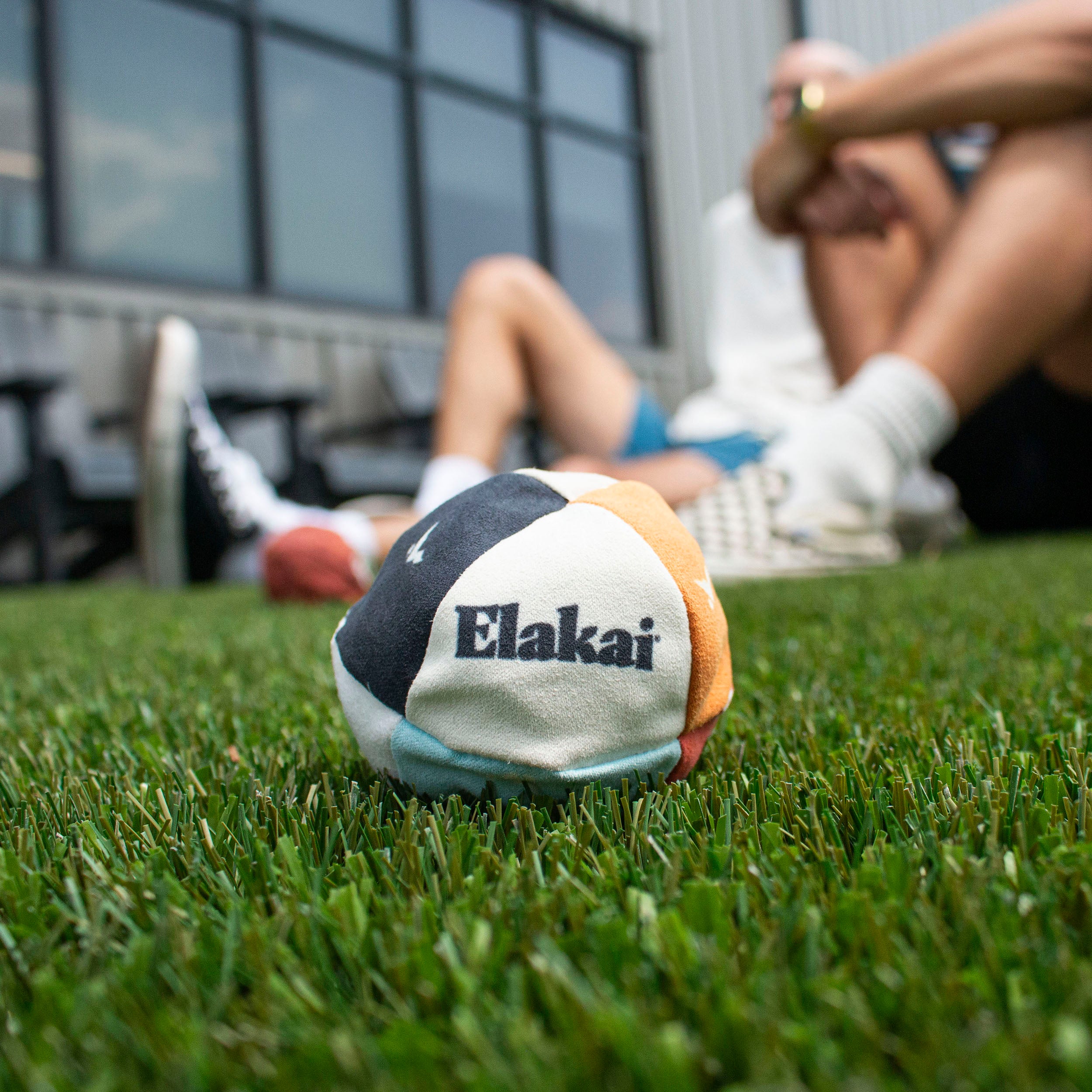hacky sack photo with people
#color_multicolor mountains