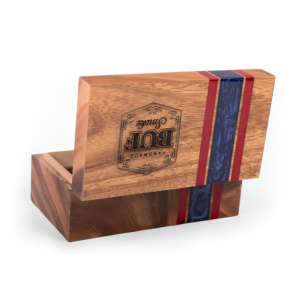 Handcrafted acacia hardwood cigar box with cedar-lined interior and hinged lid for premium cigar storage and organization by Elakai.
#color_buffalo
