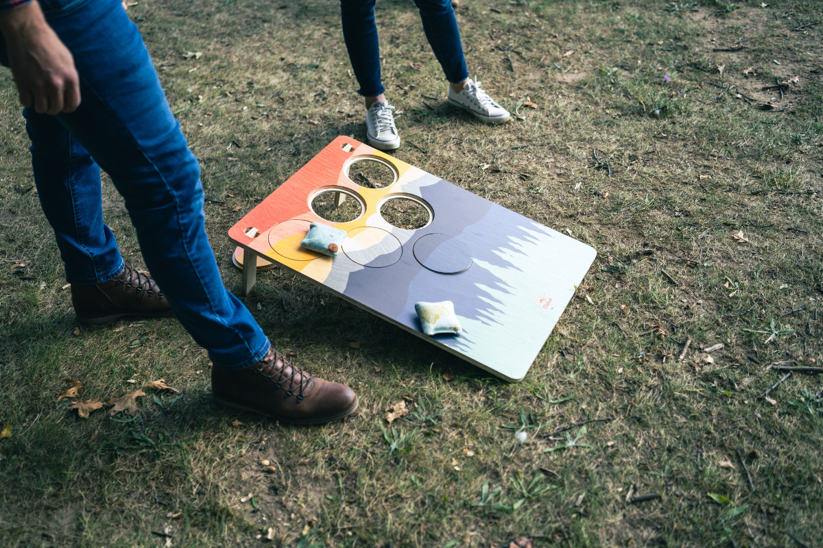 How to Play Cornhole Pong