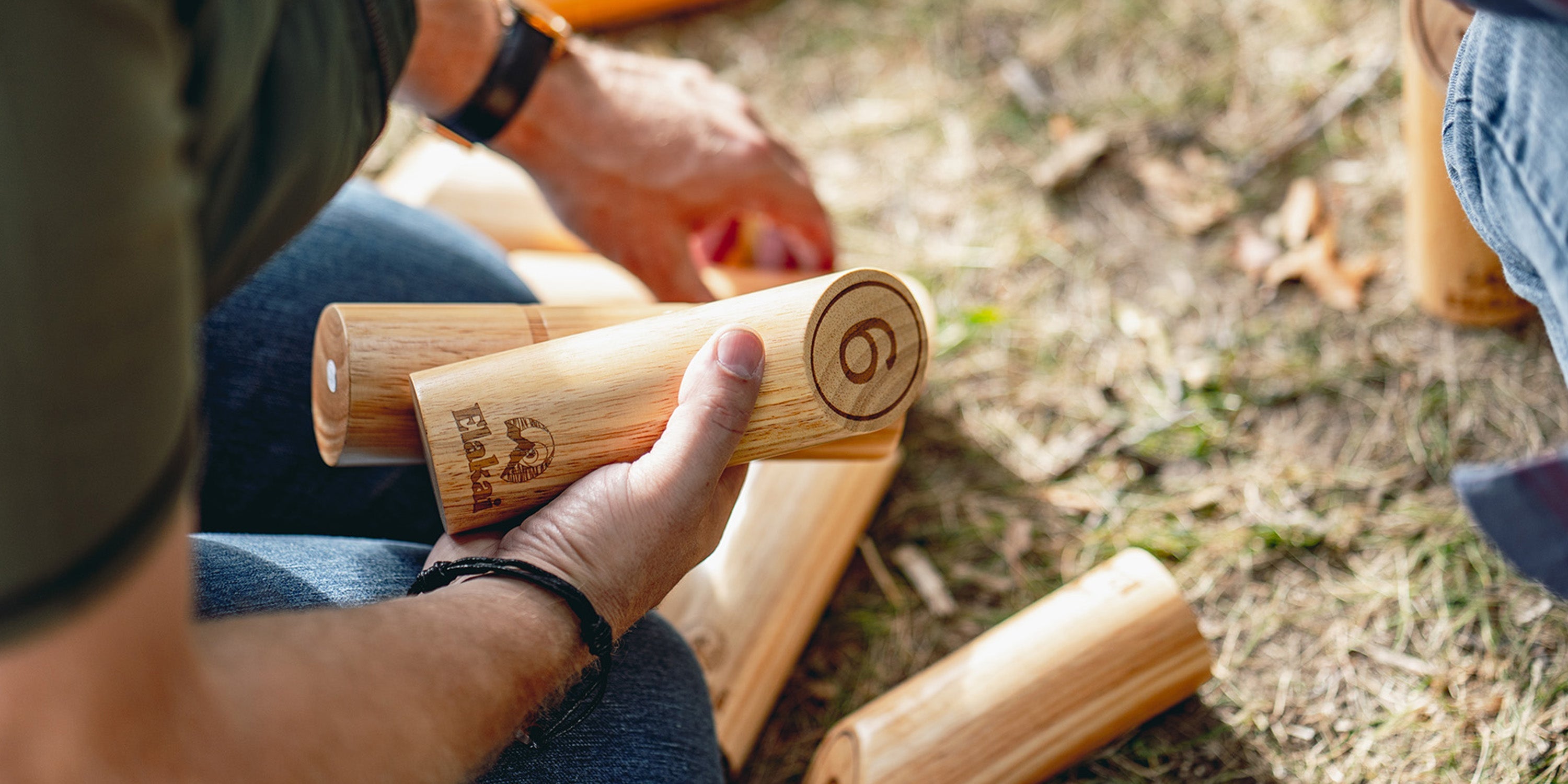 Social Scatter Rules