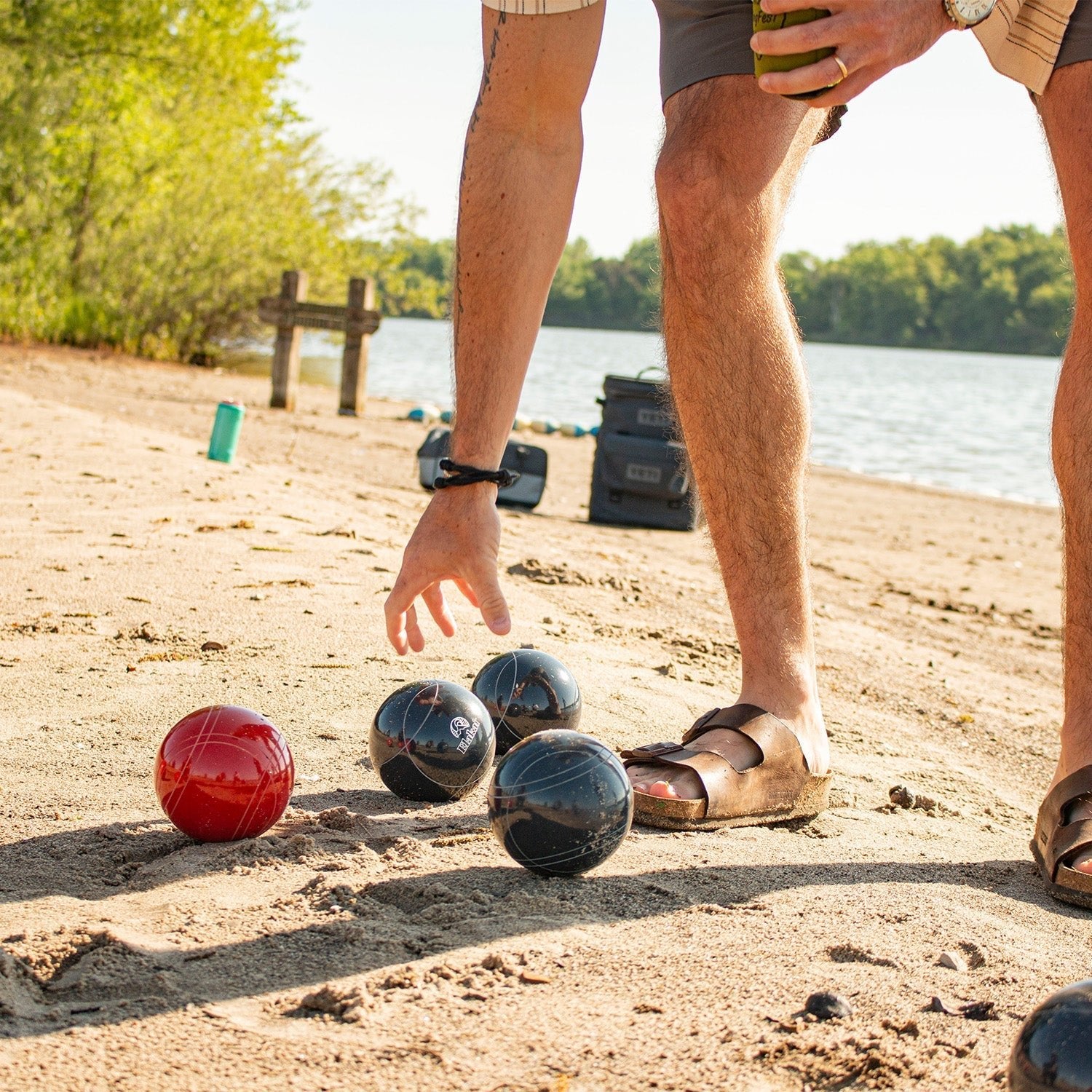 How To Play Bocce Ball [The Ultimate Guide] - Elakai Outdoor