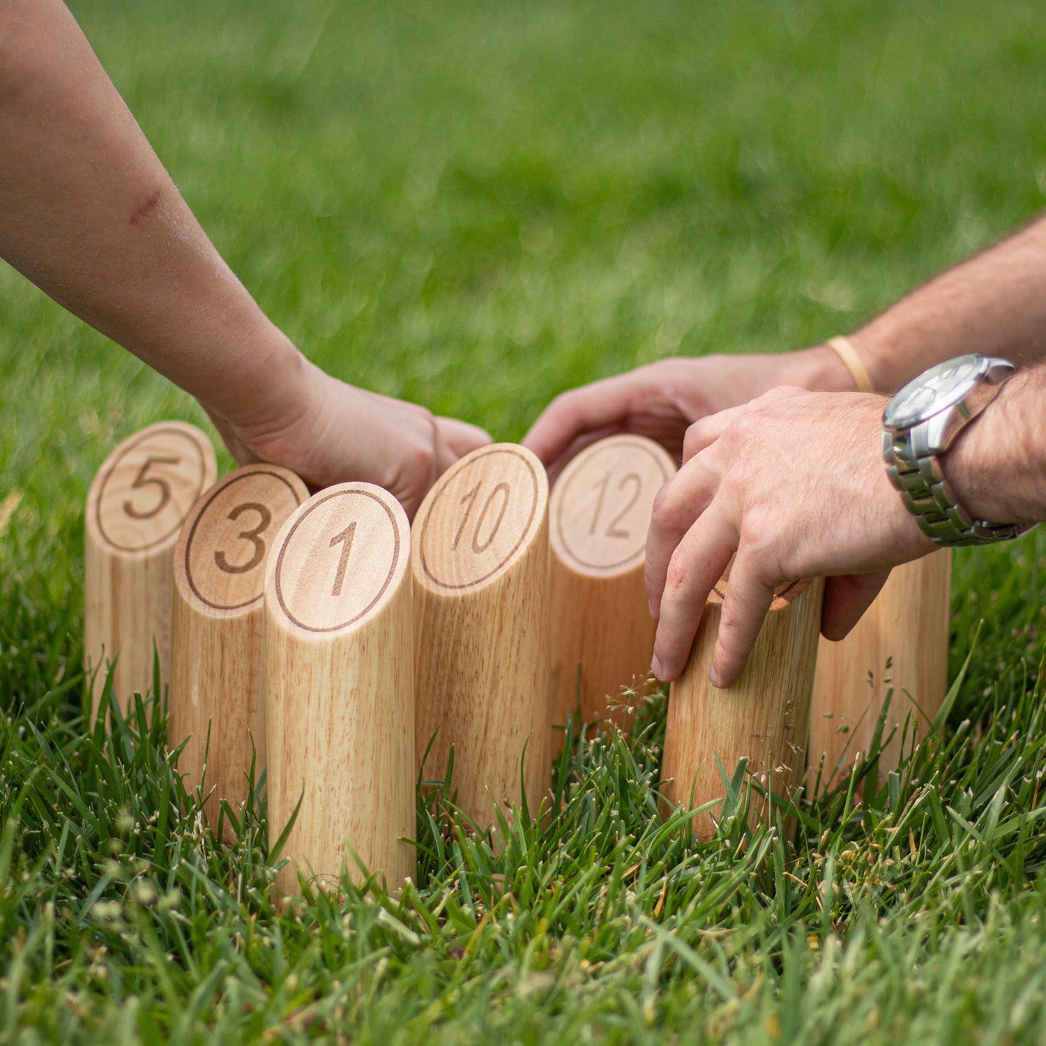 Mölkky Strategy 101: How to Outsmart Your Opponents and Win Every Game - Elakai Outdoor