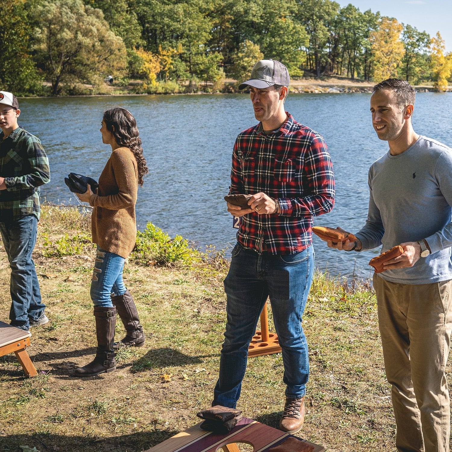 Outdoor Team Building Activities For Your Next Corporate Event - Elakai Outdoor