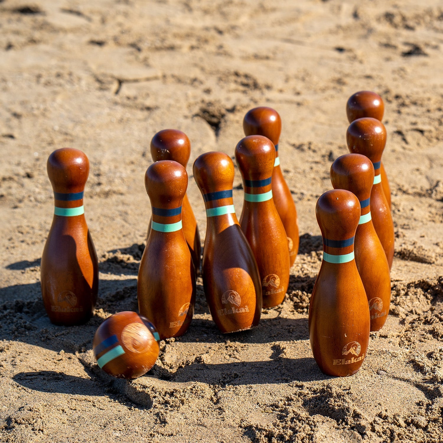 The History of Lawn Bowling: A Classic Game That Never Goes Out of Style - Elakai Outdoor