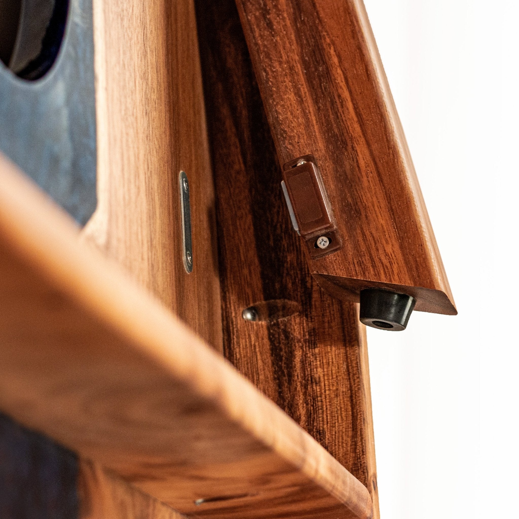 Handcrafted cornhole boards folding leg and hinge hardware close-up #color_blue pearl